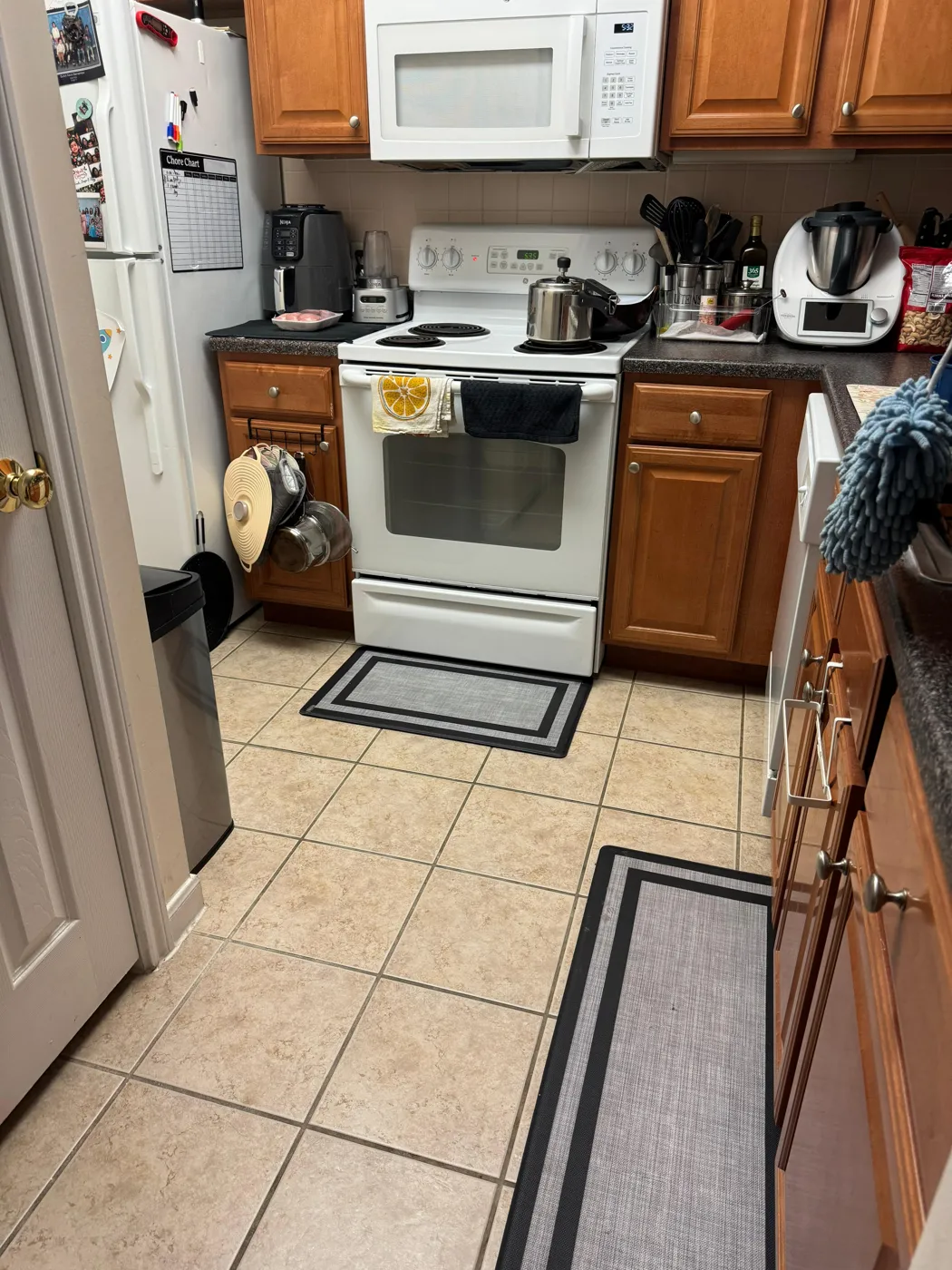 Kitchen after a clean